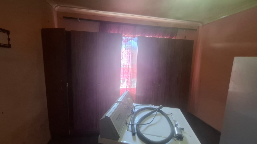 2 Bedroom Property for Sale in Lentegeur Western Cape